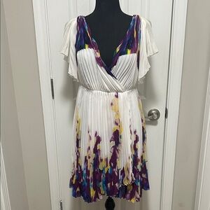 Diane Von Furstenberg | Elegant Multicolor Pleated Dress